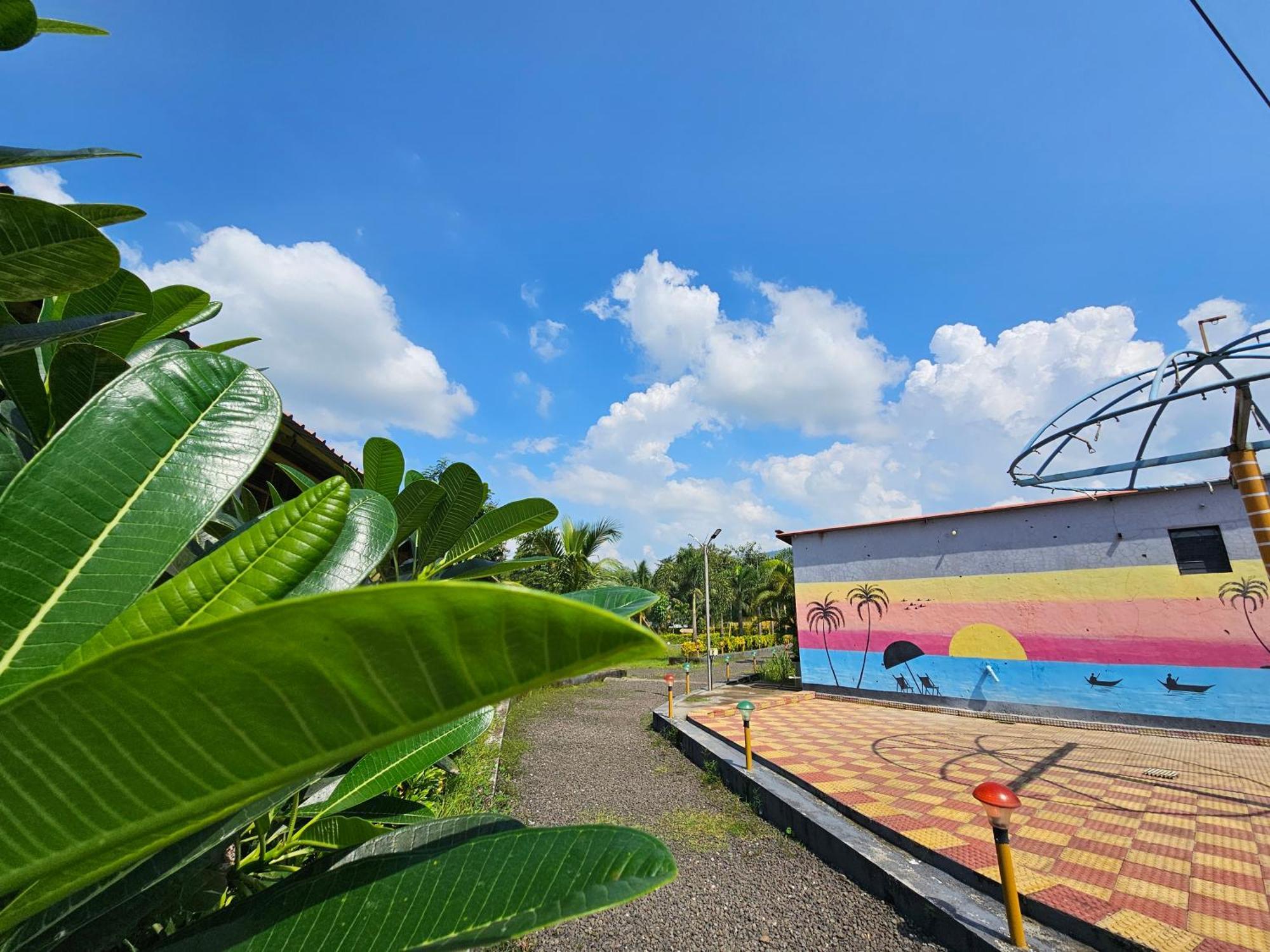 Shanti Forest Resort Karjat Exterior foto