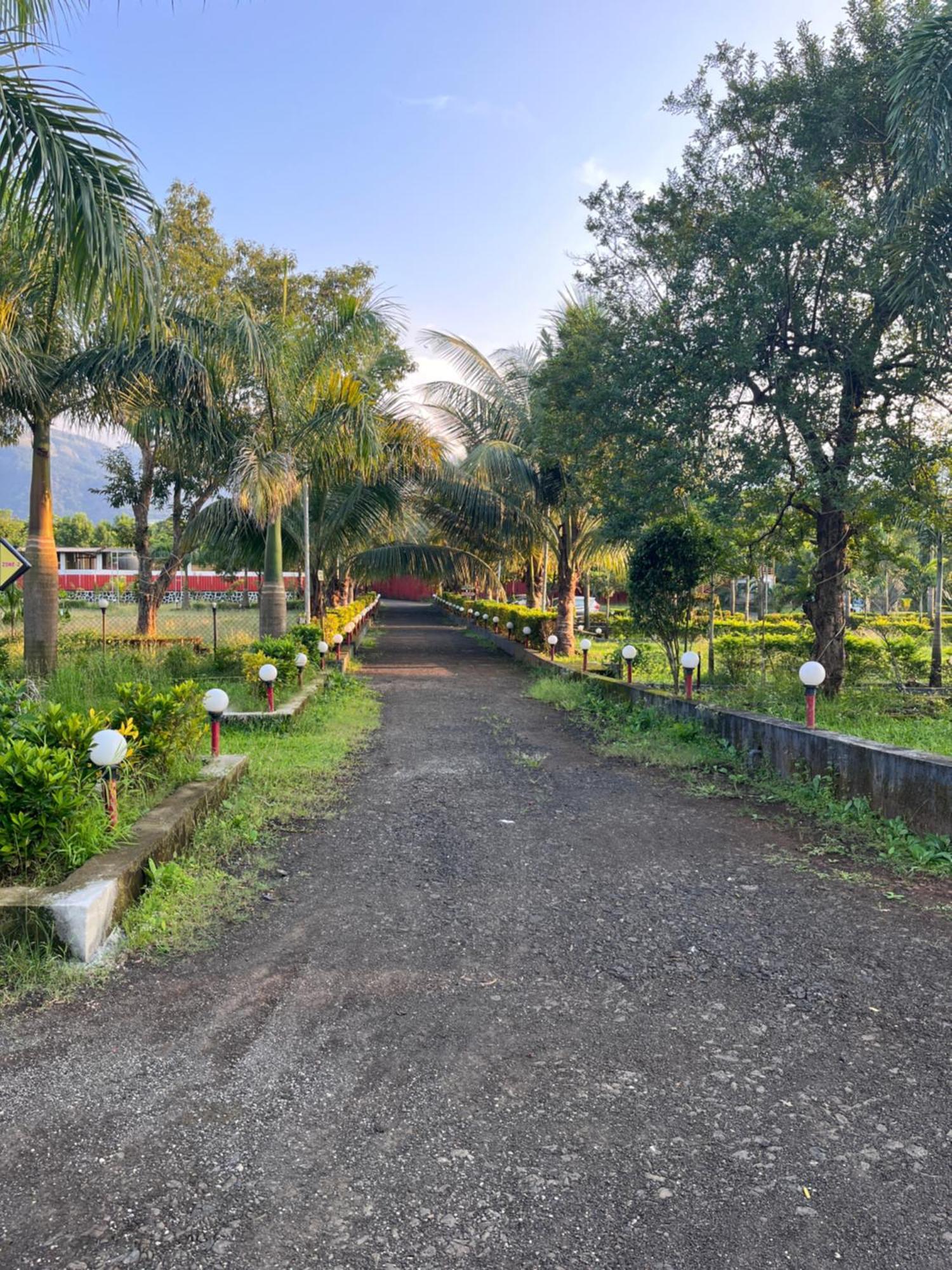 Shanti Forest Resort Karjat Exterior foto